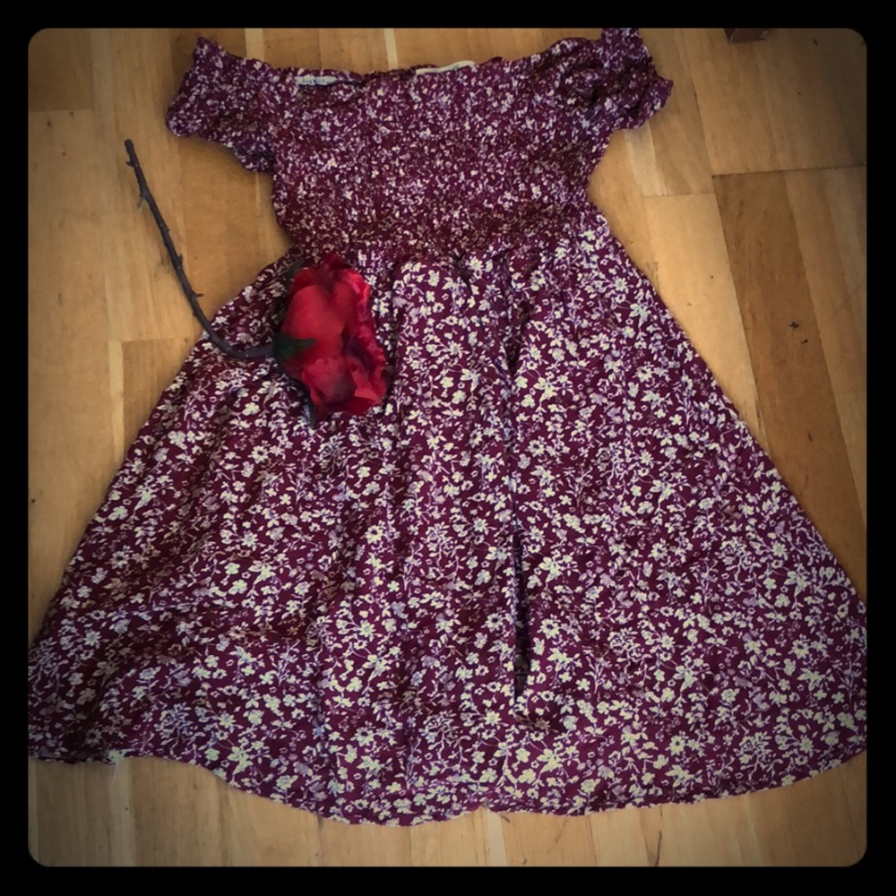 Dark maroon floral short dress